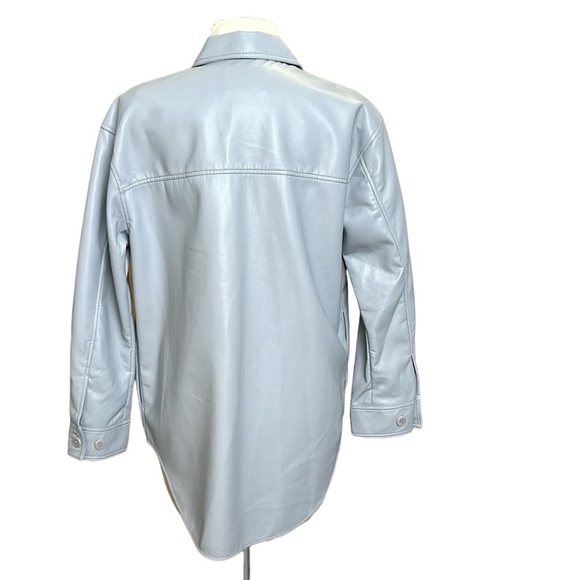 NWOT Aritzia Wilfred The Ganna Shirt Jacket Vegan Leather‎ Shacket Gray M - Picture 5 of 17